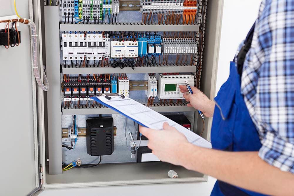 Elektriker Notdienst Wilhelmsburg: Immer erreichbar, immer bereit