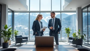 Professionals im modernen Büro diskutieren Strategien mit einem Headhunter Schweiz im Hintergrund und Licht von den Alpen.